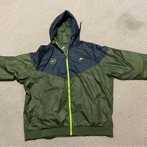 Nike Green and Black Windbreaker with Hood and Full Zipper